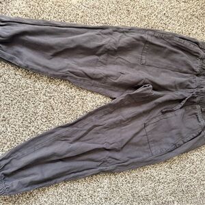 Woman’s Gray Jogger Pants